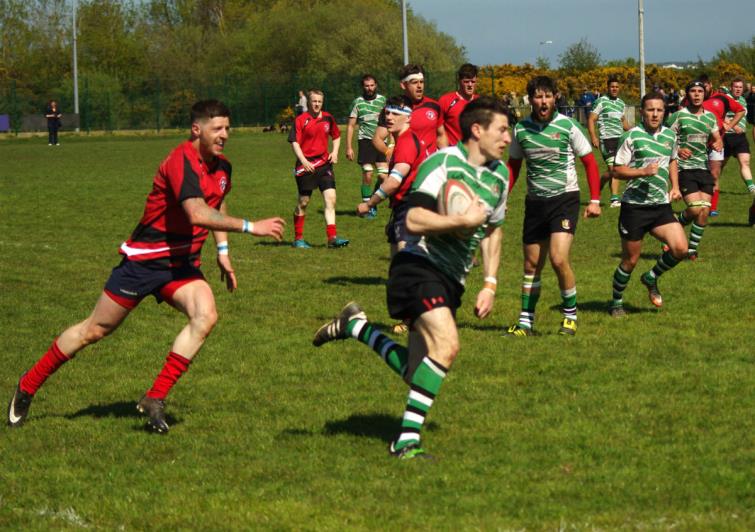Johnny Thomas scored two tries in Whitlands win